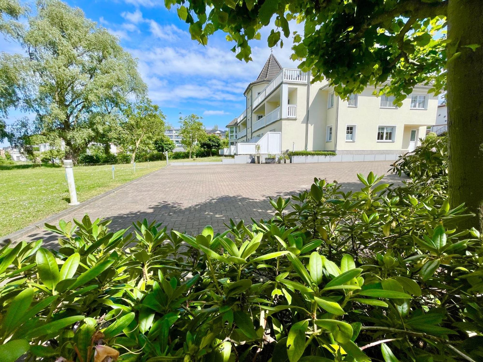 Schloesschen Am * Ostseebad Binz